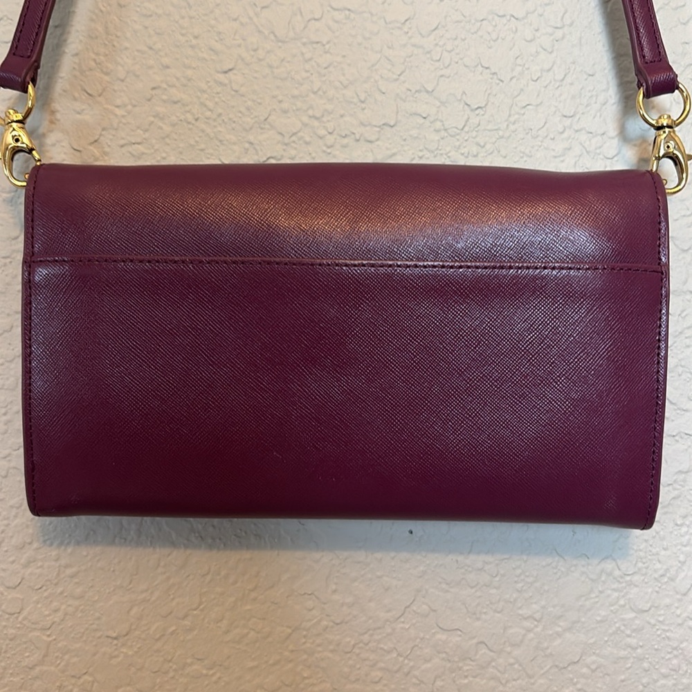 Tory Burch Robinson Expandable Concierge Wallet/Handbag - Picture 7 of 16